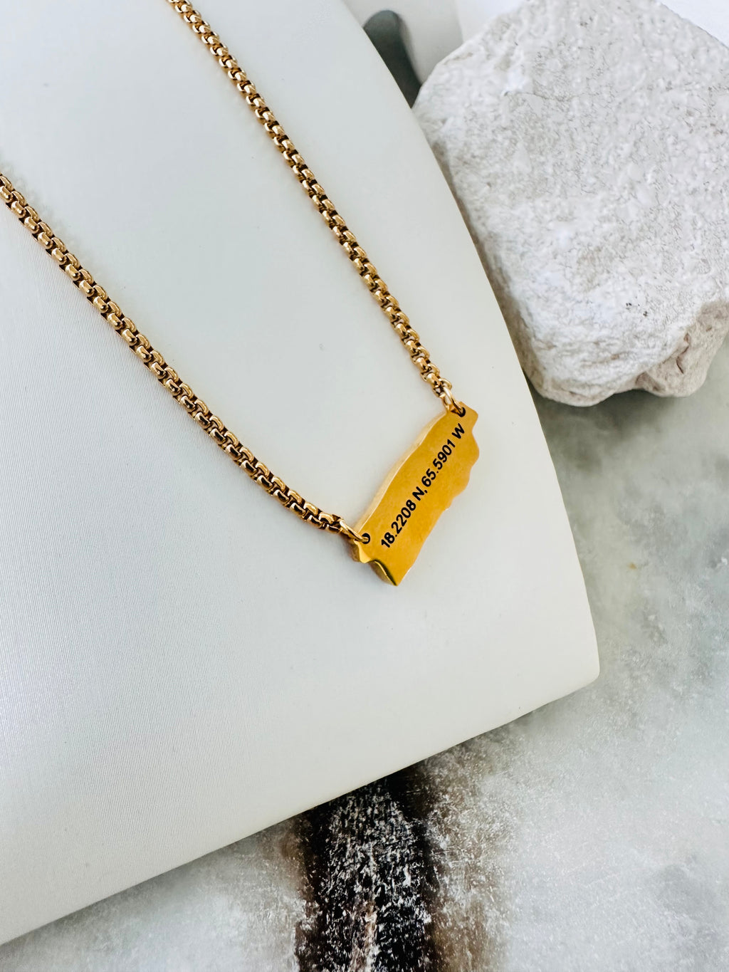 Latitud PR Necklace