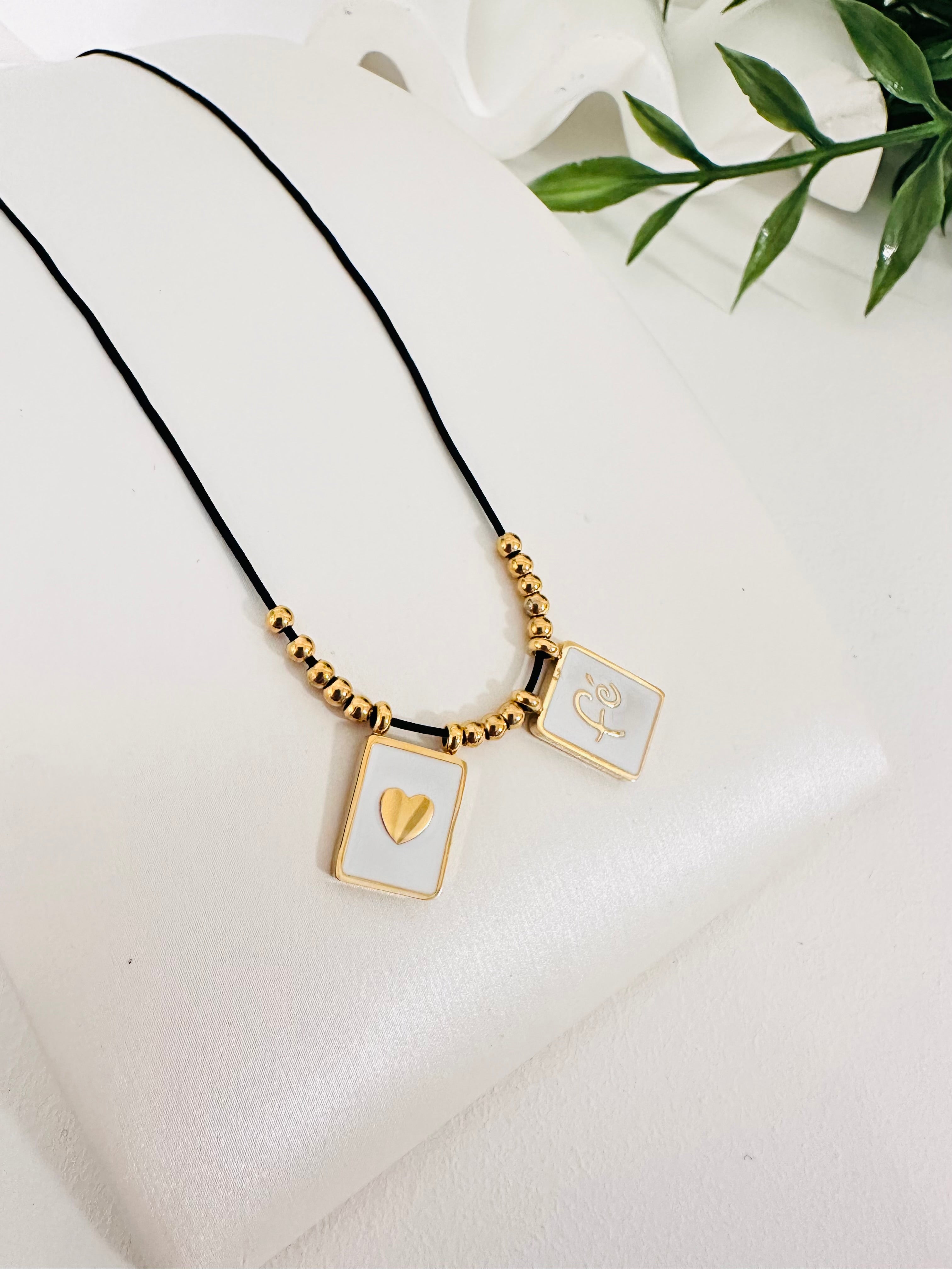 Fe y Amor Necklace